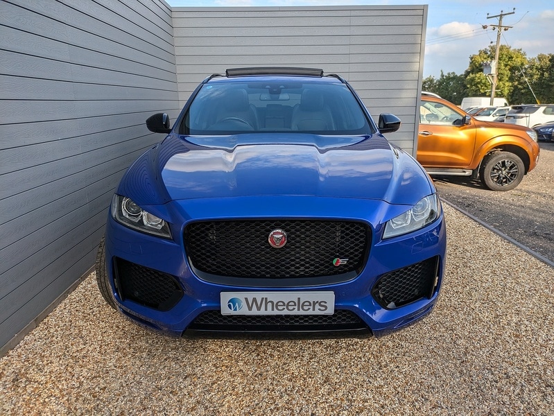 Used Jaguar F-Pace 2018 for sale - 76132999: Photo 5