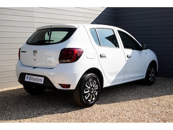 Used Dacia Sandero 2018 for sale - 79573845: Photo