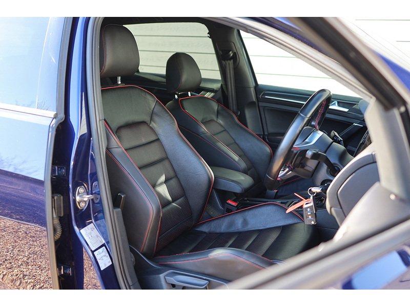 Used Volkswagen Golf 2018 for sale - 78150641: Photo 18