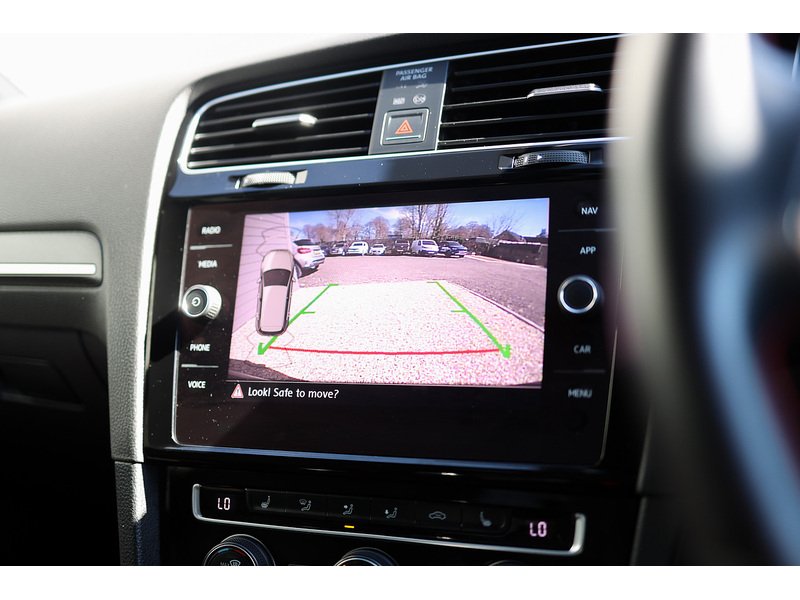 Used Volkswagen Golf 2018 for sale - 78150641: Photo 23