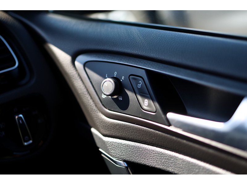 Used Volkswagen Golf 2018 for sale - 78150641: Photo 32