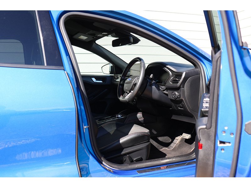 Used Ford Focus 2020 for sale - 78150616: Photo 16