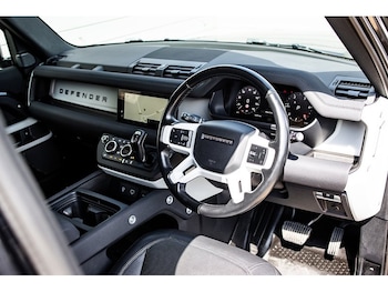 Used Land Rover Defender 90 2023 for sale - 79359419: Photo