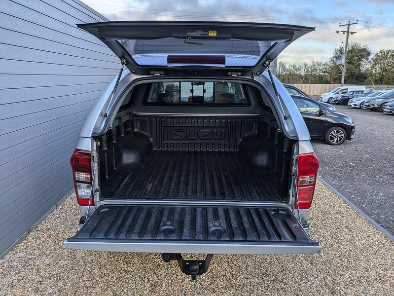 Used Isuzu D-Max 2018 for sale - 76470704: Photo 8
