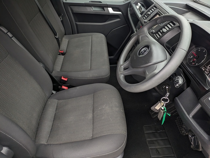 Used Volkswagen Transporter Shuttle 2018 for sale - 77149472: Photo 19