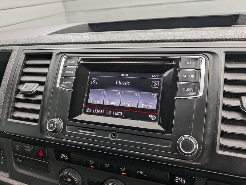 Used Volkswagen Transporter Shuttle 2018 for sale - 77149472: Photo 25