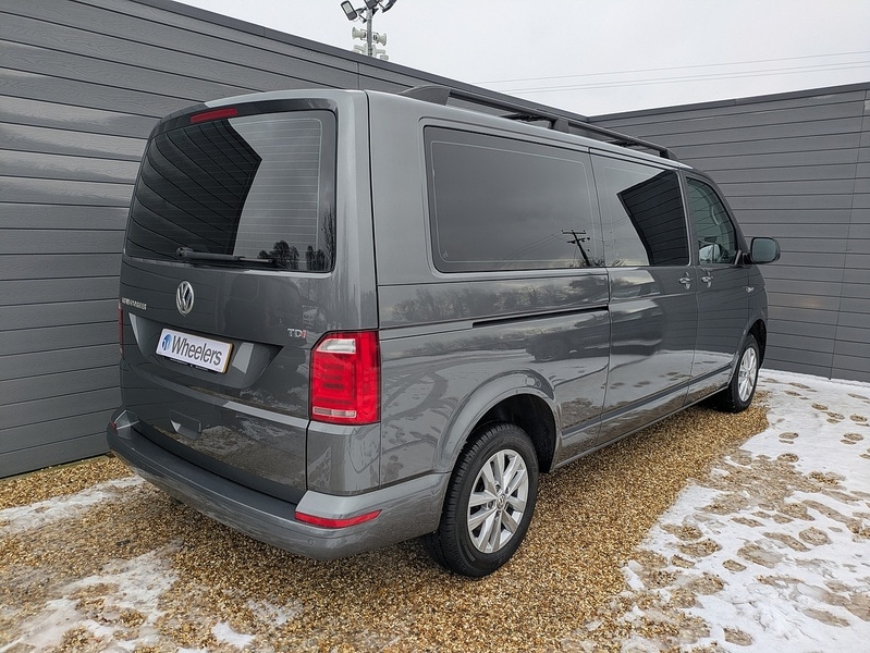 Used Volkswagen Transporter Shuttle 2018 for sale - 77149472: Photo 3