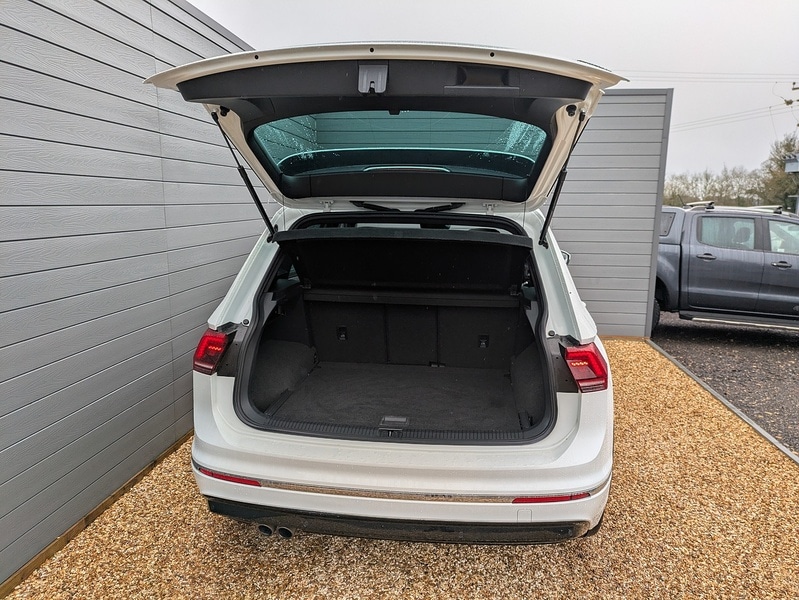 Used Volkswagen Tiguan 2017 for sale - 77693860: Photo 14