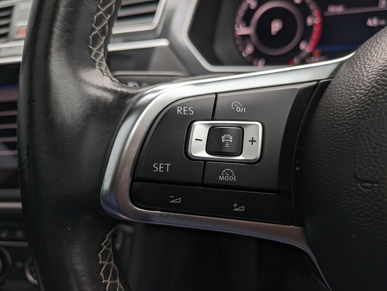 Used Volkswagen Tiguan 2017 for sale - 77693860: Photo 28