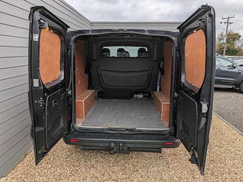 Used Vauxhall Vivaro 2018 for sale - 77655750: Photo 10