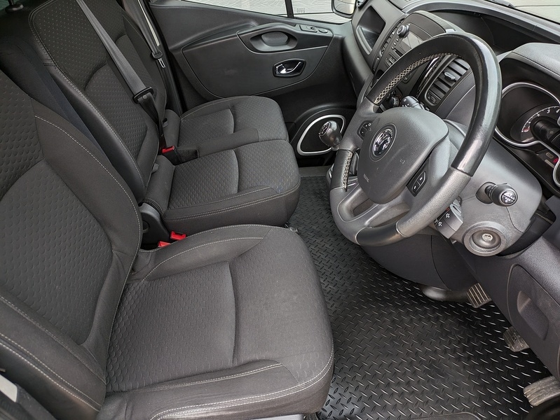 Used Vauxhall Vivaro 2018 for sale - 77655750: Photo 15