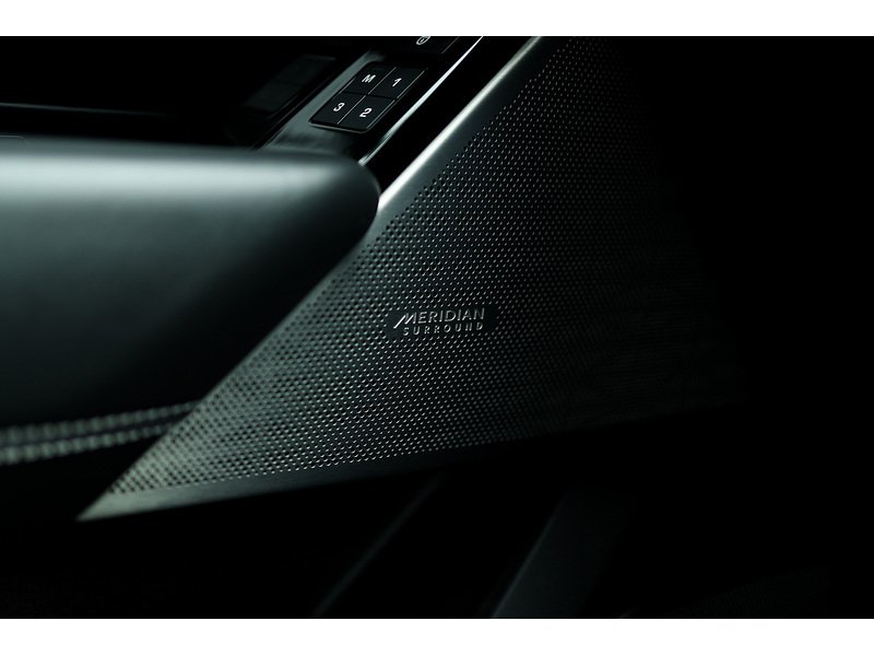 Used Land Rover Range Rover Velar 2019 for sale - 78107320: Photo 38