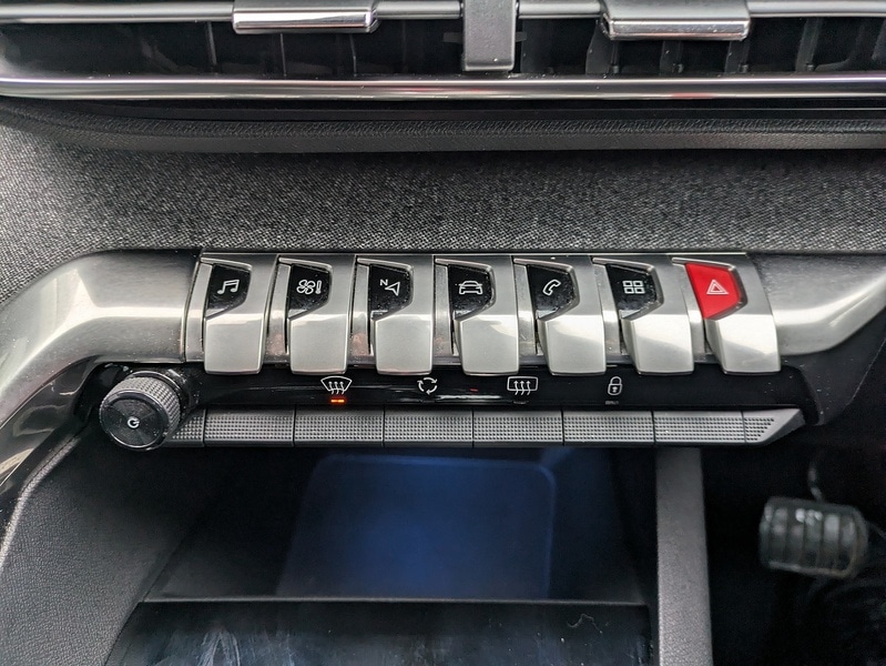 Used Peugeot 3008 2019 for sale - 77208478: Photo 23