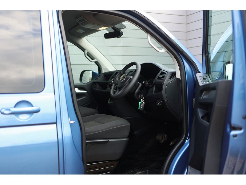 Used Volkswagen Transporter Shuttle 2018 for sale - 78083700: Photo 18