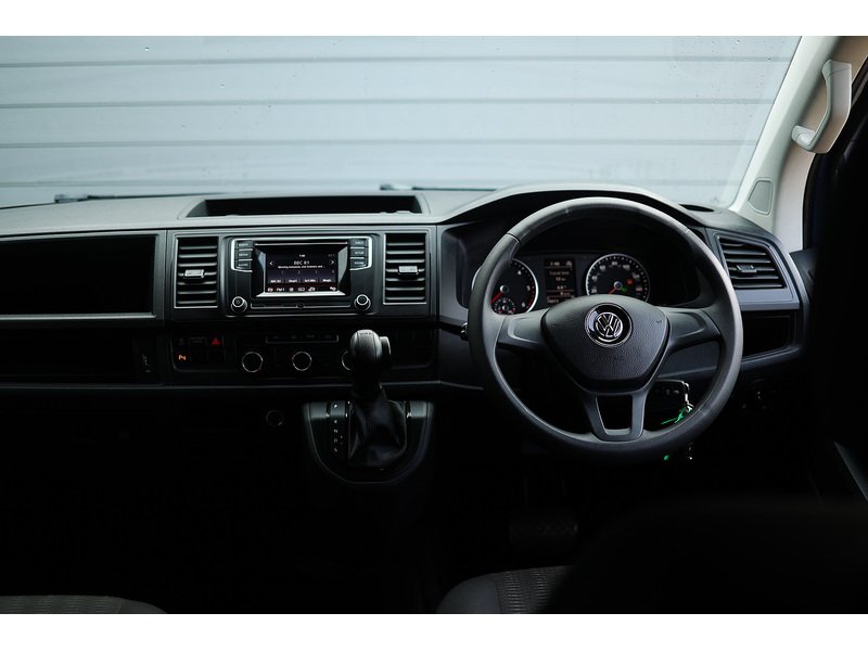 Used Volkswagen Transporter Shuttle 2018 for sale - 78083700: Photo 28