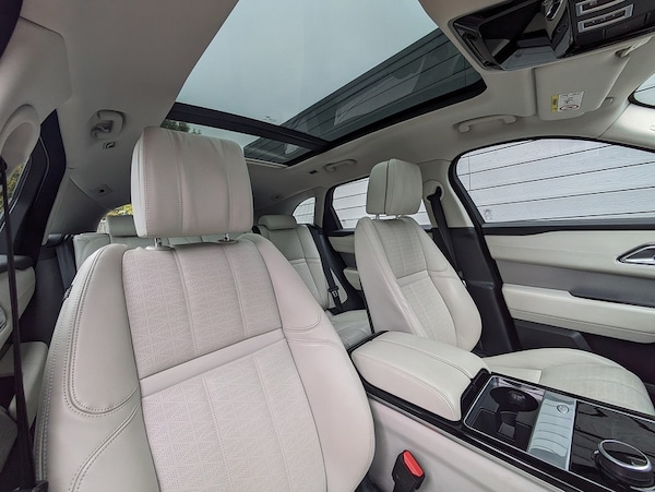 Used Land Rover Range Rover Velar 2018 for sale - 76219741: Photo 11