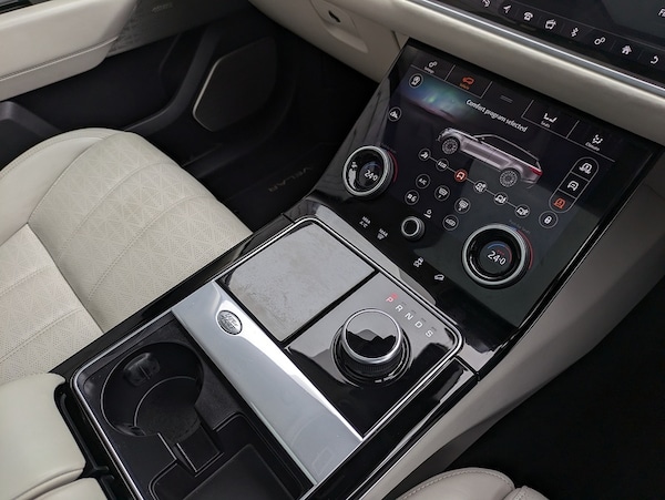 Used Land Rover Range Rover Velar 2018 for sale - 76219741: Photo 14