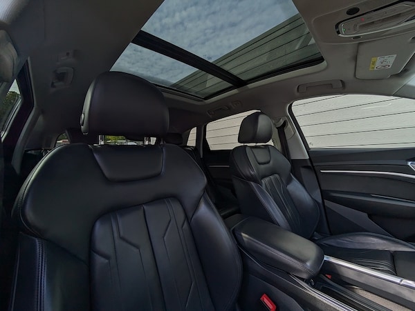 Used Audi e-tron 2020 for sale - 76106300: Photo 12