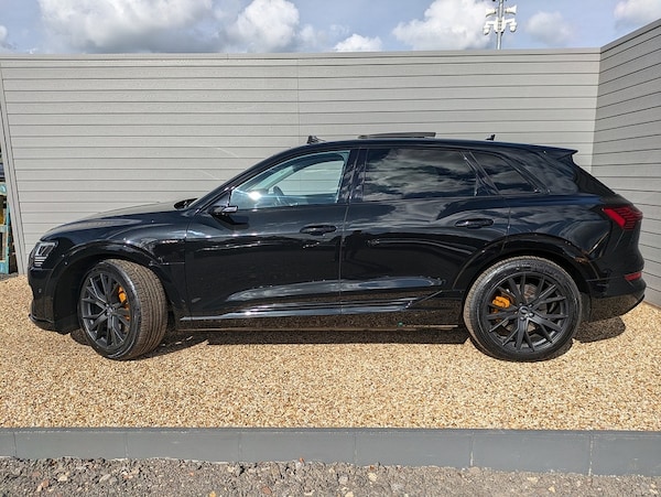 Used Audi e-tron 2020 for sale - 76106300: Photo 8