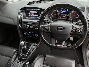 Used Ford Focus 2016 for sale - 77735213: Photo