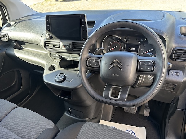 Used Citroen Berlingo 2020 for sale - 75957547: Photo 2