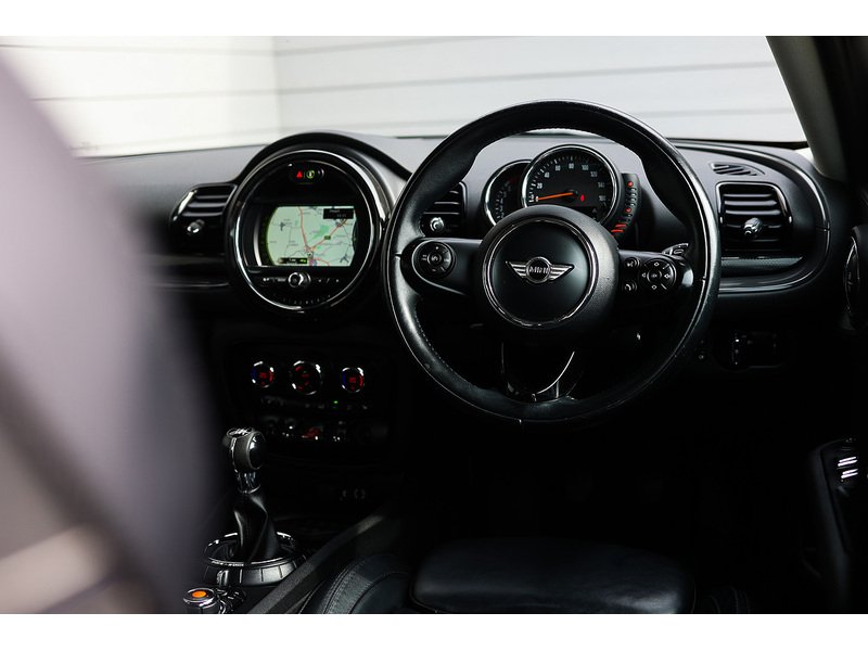 Used MINI Clubman 2017 for sale - 77984884: Photo 2