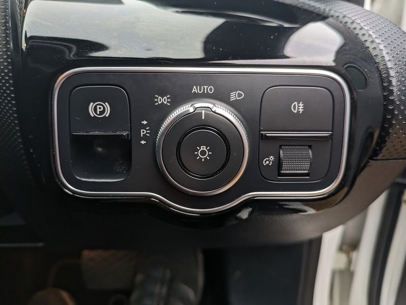 Used Mercedes-Benz A-Class 2018 for sale - 76720046: Photo 23