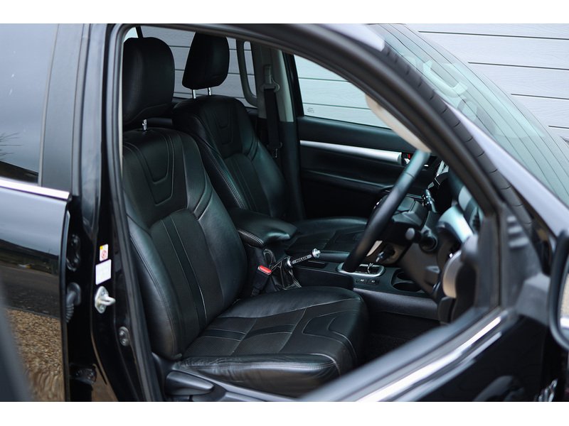 Used Toyota Hilux 2016 for sale - 77990091: Photo 18