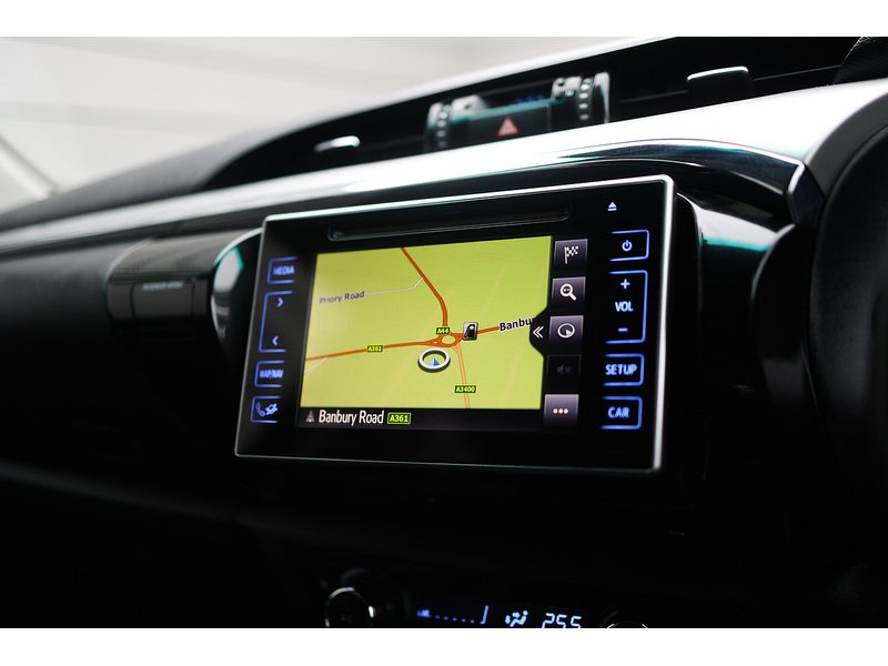 Used Toyota Hilux 2016 for sale - 77990091: Photo 21