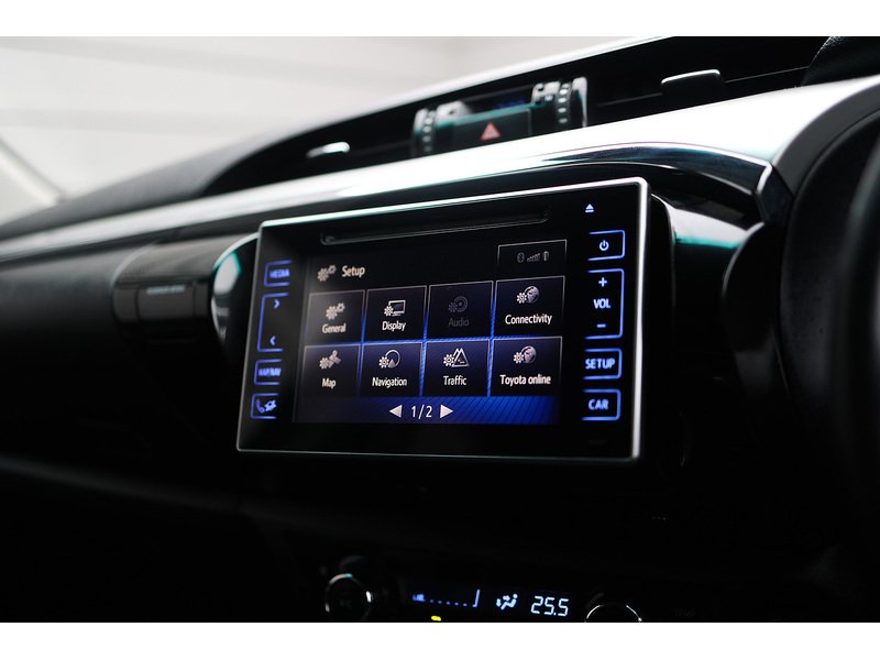 Used Toyota Hilux 2016 for sale - 77990091: Photo 25