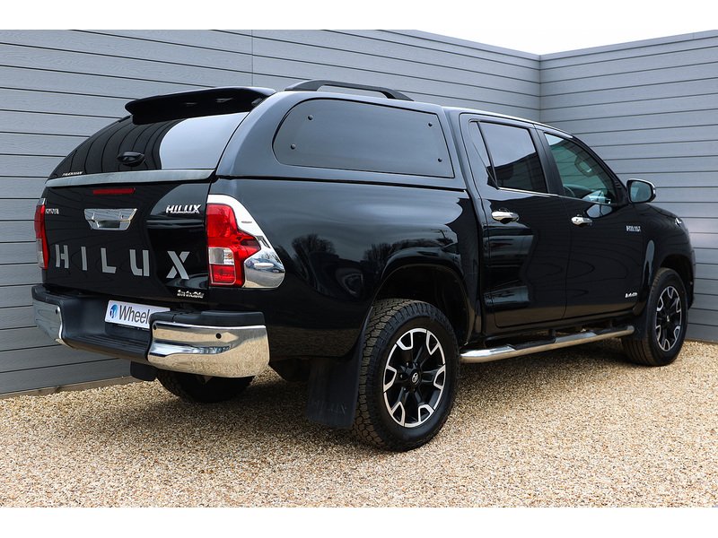 Used Toyota Hilux 2016 for sale - 77990091: Photo 3