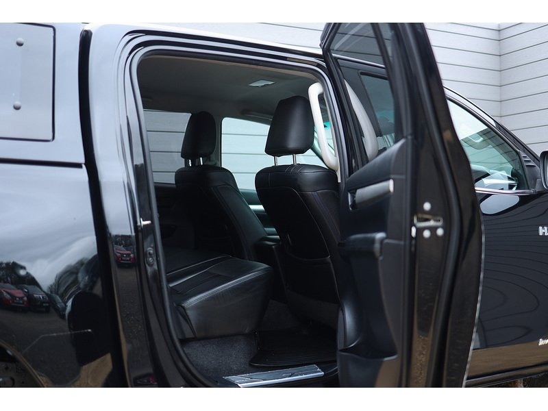 Used Toyota Hilux 2016 for sale - 77990091: Photo 35