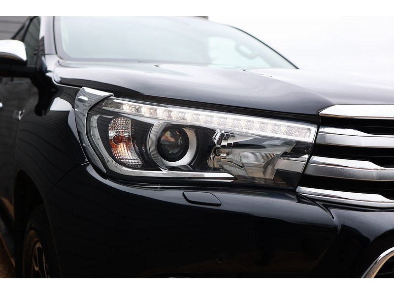 Used Toyota Hilux 2016 for sale - 77990091: Photo 39