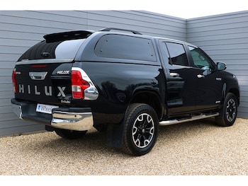 Used Toyota Hilux 2016 for sale - 77990091: Photo