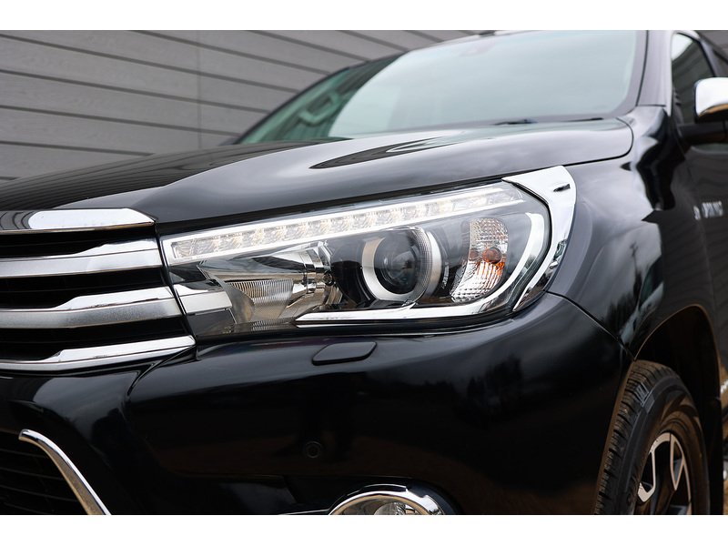 Used Toyota Hilux 2016 for sale - 77990091: Photo 40