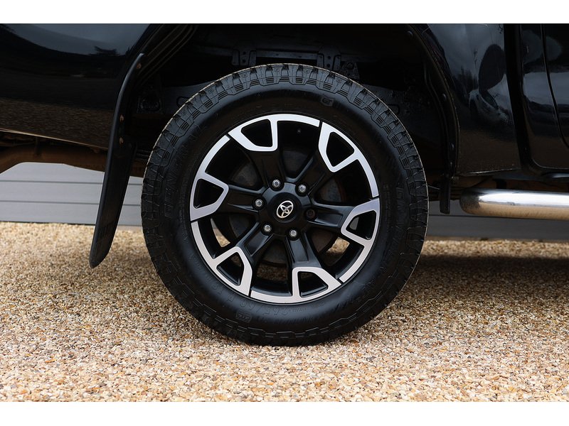 Used Toyota Hilux 2016 for sale - 77990091: Photo 48