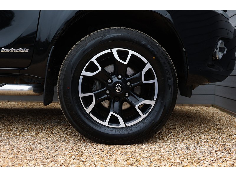 Used Toyota Hilux 2016 for sale - 77990091: Photo 49