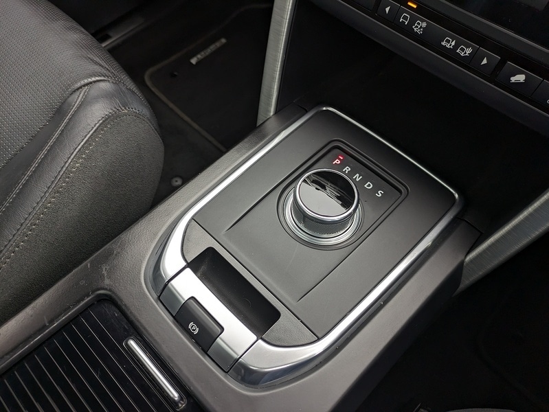 Used Land Rover Discovery Sport 2015 for sale - 76403215: Photo 13