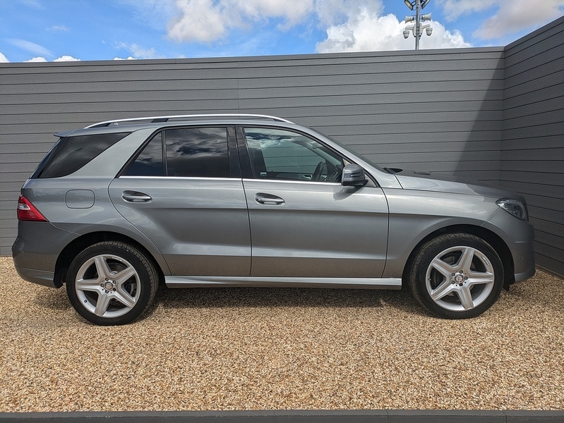 Used Mercedes-Benz M-Class 2015 for sale - 76090087: Photo 5