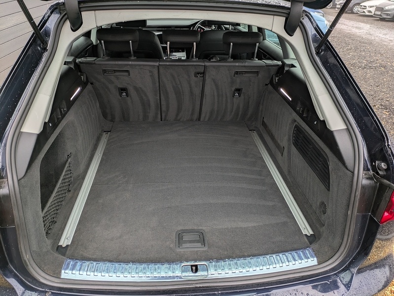 Used Audi A6 Avant 2022 for sale - 77196450: Photo 15