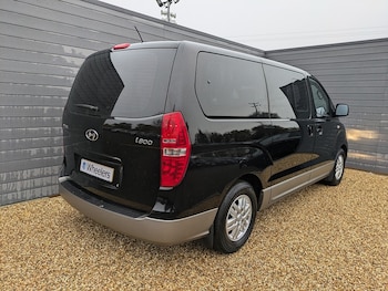 Used Hyundai i800 2016 for sale - 76403217: Photo