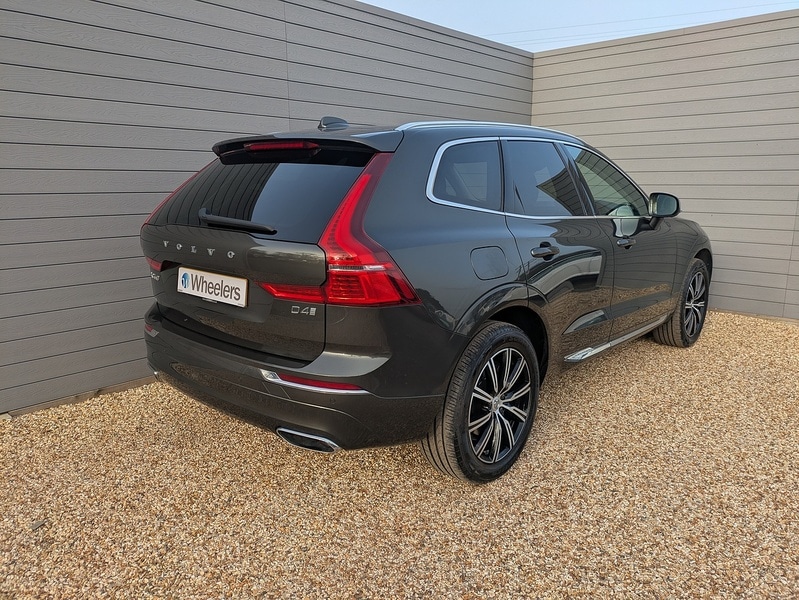 Used Volvo XC60 2019 for sale - 77765888: Photo 3