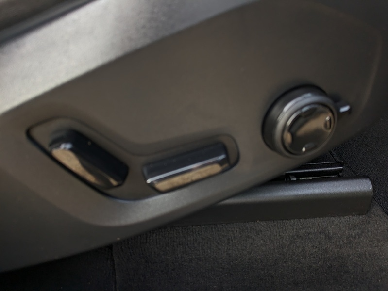 Used Volvo XC60 2019 for sale - 77765888: Photo 31