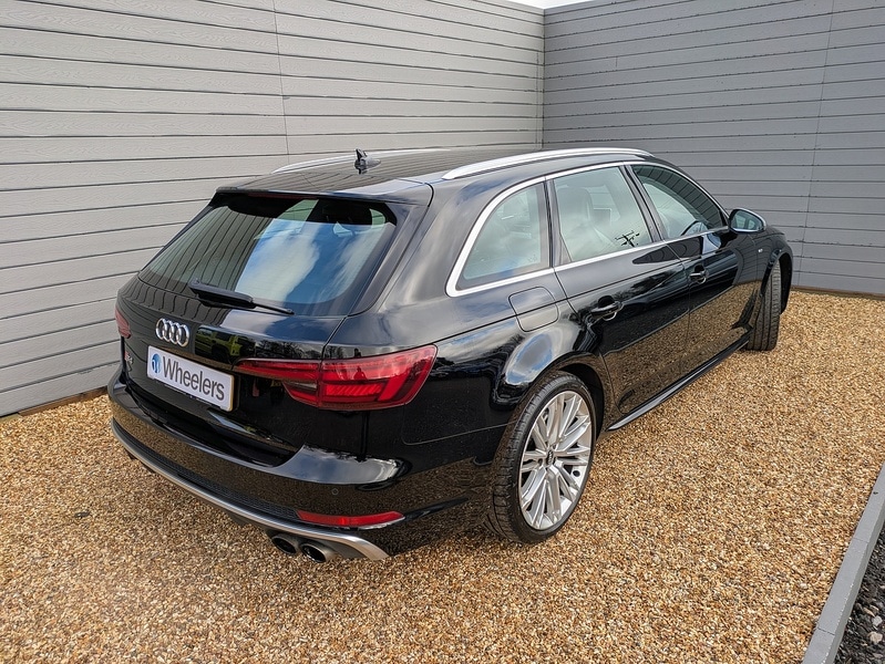 Used Audi A4 2018 for sale - 77432604: Photo 3