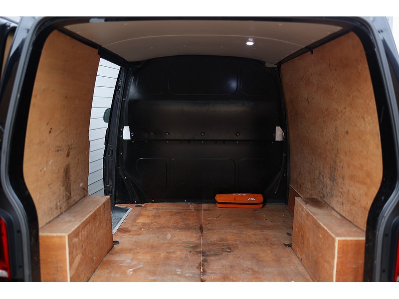 Used Volkswagen Transporter 2023 for sale - 77984882: Photo 15