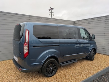 Used Ford Tourneo Custom 2018 for sale - 76845877: Photo