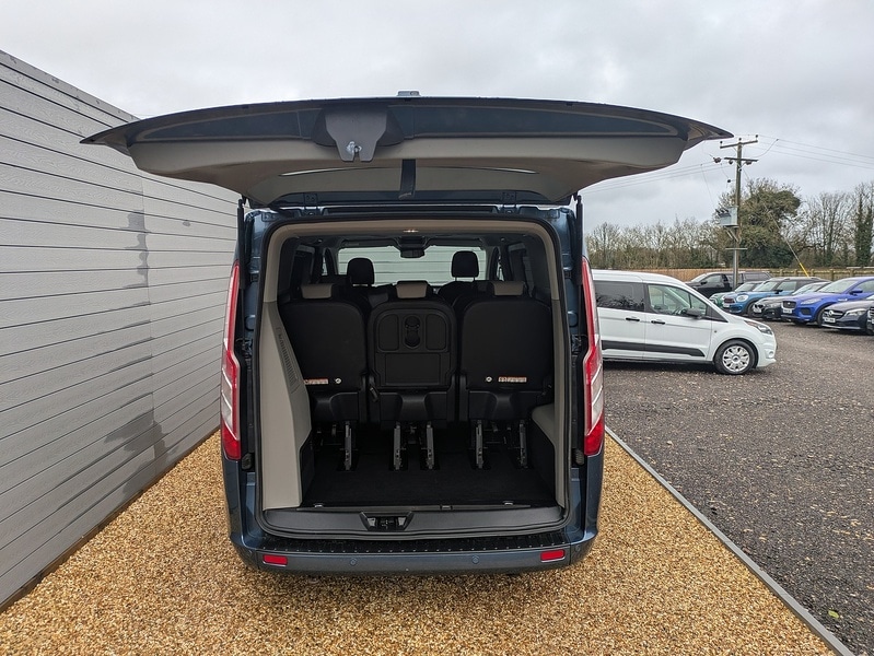 Used Ford Tourneo Custom 2018 for sale - 76845877: Photo 8