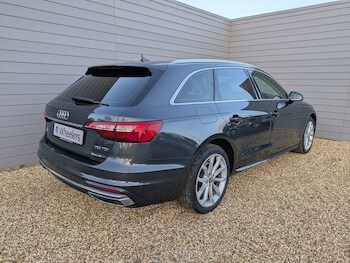 Used Audi A4 Avant 2020 for sale - 77007744: Photo