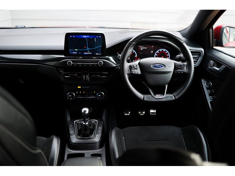 Used Ford Focus 2020 for sale - 77984890: Photo 2
