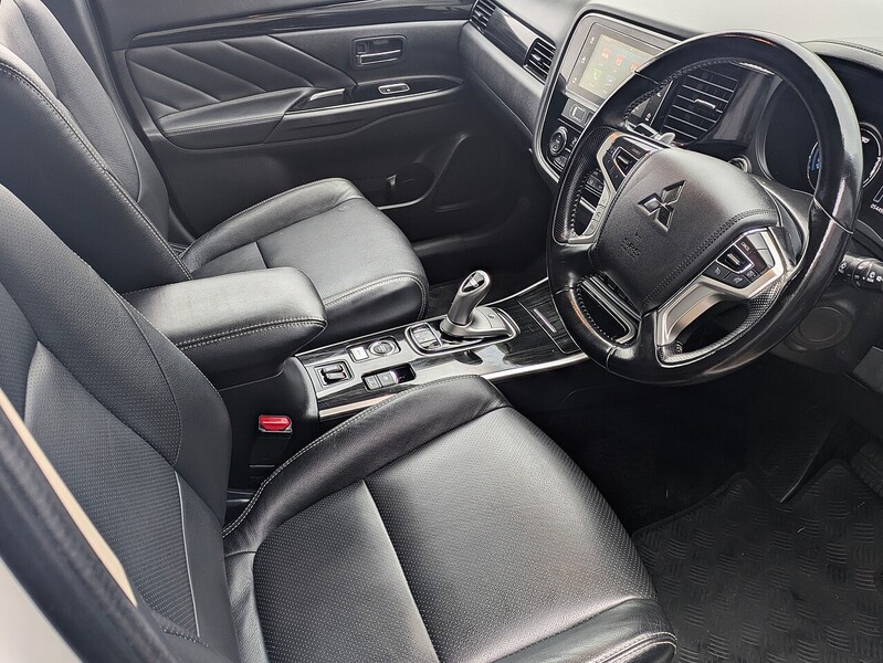 Used Mitsubishi Outlander 2018 for sale - 77765890: Photo 14